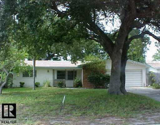 13859 86 AVENUE N SEMINOLE, FL 33776