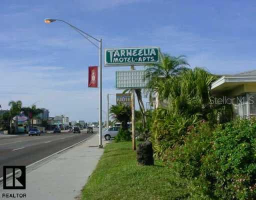 11295 Gulf BOULEVARD UNIT #2 Treasure Island, FL 33706