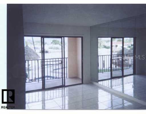 51 Island WAY UNIT 108 Clearwater, FL 33767