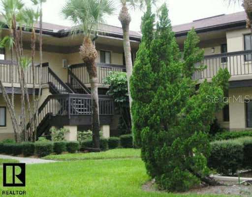 2664 Sabal Springs CIRCLE UNIT 202 Clearwater, FL 33761