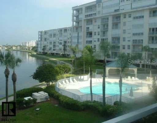 7932 Sailboat Key UNIT #204 South Pasadena, FL 33707