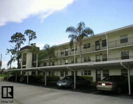 1450 Heather Ridge BOULEVARD UNIT 306 Dunedin, FL 34698