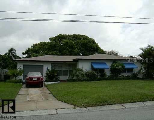 909 Betty LANE S Clearwater, FL 33756