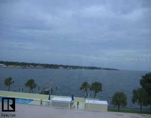 7100 Sunshine Skyway LANE S UNIT 403 St Petersburg, FL 33711