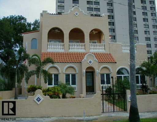 555 9th AVENUE NE St Petersburg, FL 33701