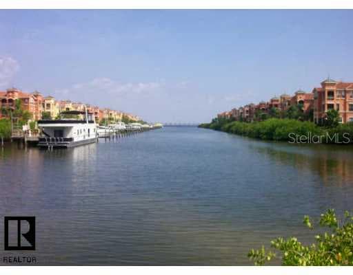 2749 Via Cipriani UNIT 1020B Clearwater, FL 33764