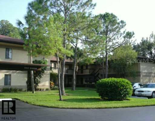2667 Sabal Springs CIRCLE UNIT 203 Clearwater, FL 33761