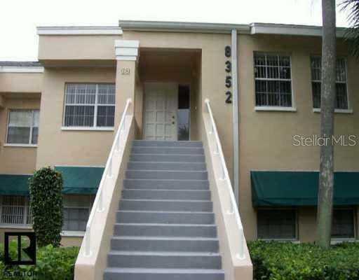 8352 Meadowbrook DRIVE UNIT 10 Largo, FL 33777