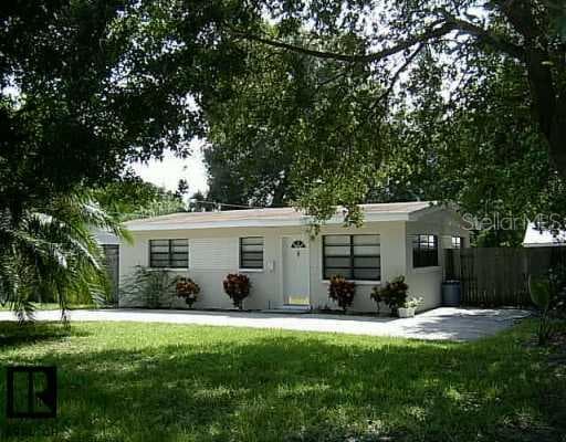 327 Barbara CIRCLE Belleair, FL 33756
