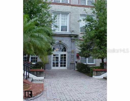 701 Mirror Lake DRIVE N UNIT # 100 St Petersburg, FL 33701