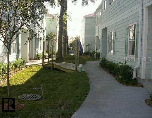 646 Charles COURT S St Petersburg, FL 33701