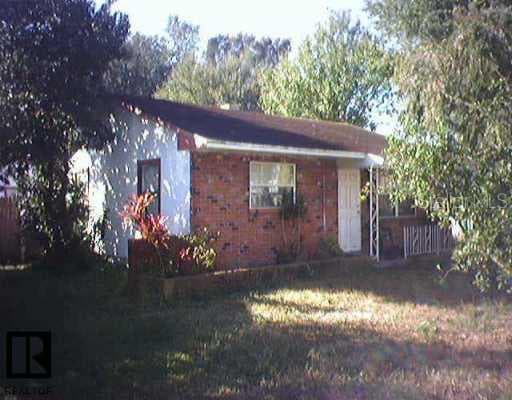 958 47th AVENUE N St Petersburg, FL 33703