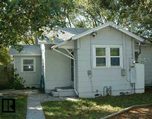 1643 22nd AVENUE N St. Petersburg, FL 33713