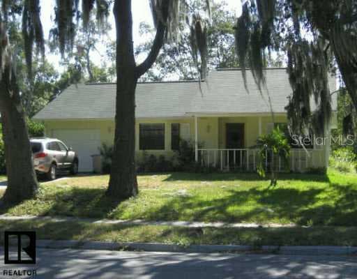 217 Spring BOULEVARD S Tarpon Springs, FL 34689