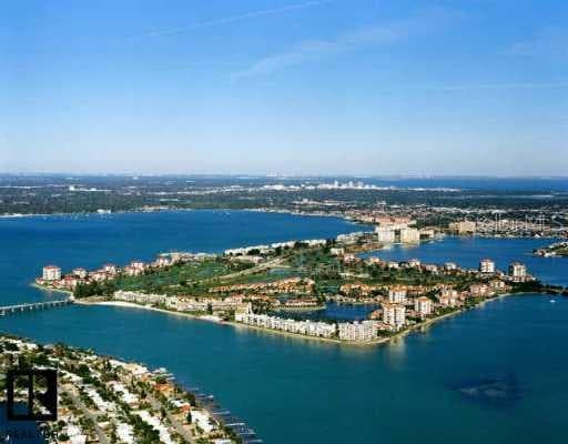 6265 Sun BOULEVARD UNIT 608 St Petersburg, FL 33715