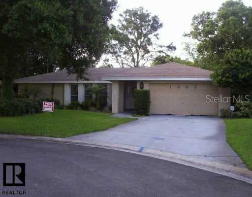 1903 Dormieone CIRCLE N ST PETERSBURG, FL 33710
