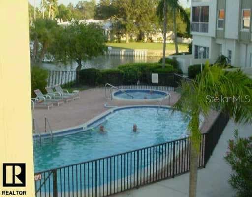 113 Island WAY UNIT 221 Clearwater, FL 33767