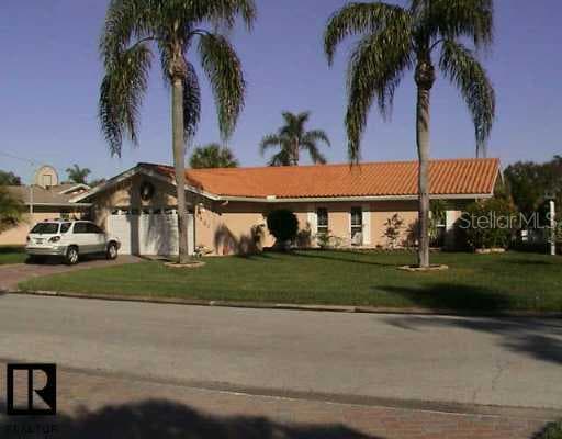 1401 49th AVENUE St Petersburg, FL 33703