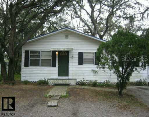 141 145th AVENUE E Tampa, FL 33613