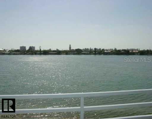 7984 Sailboat Key UNIT 205 South Pasadena, FL 33707