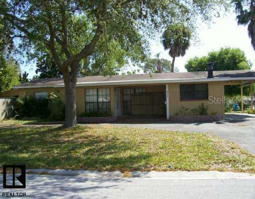 4301 Carson St. Petersburg, FL 33703