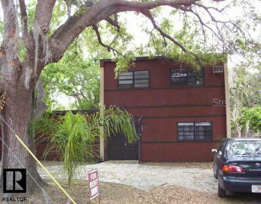 208 Elizabeth UNIT B Clearwater, FL 33759