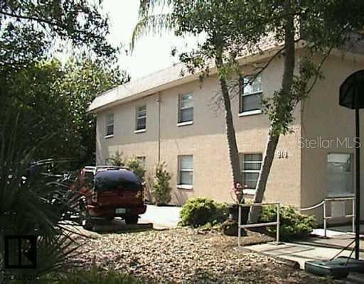 916 Belleair ROAD Clearwater, FL 33756