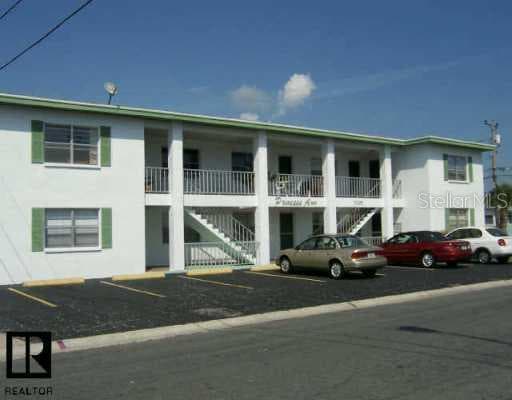 11025 2nd STREET E Treasure Island, FL 33706