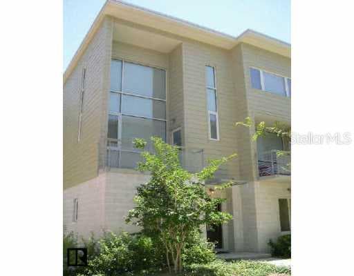 339 4th AVENUE S St Petersburg, FL 33701