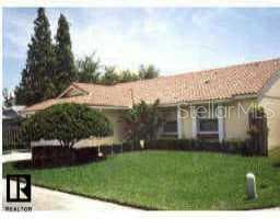 527 Padua CIRCLE NE St Petersburg, FL 33703