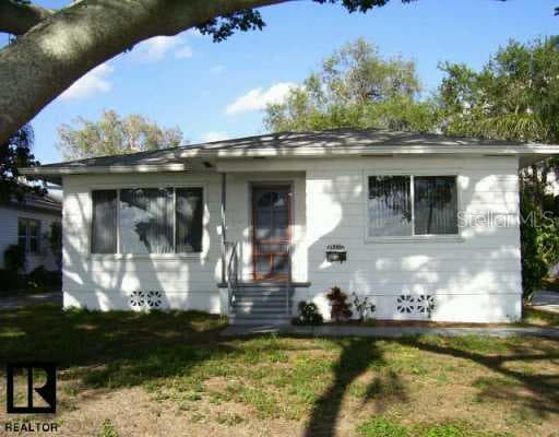 1949 Edgewater DRIVE Clearwater, FL 33755