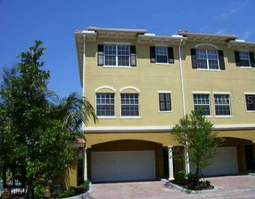 837 Harbor Oaks WAY Clearwater, FL 33756