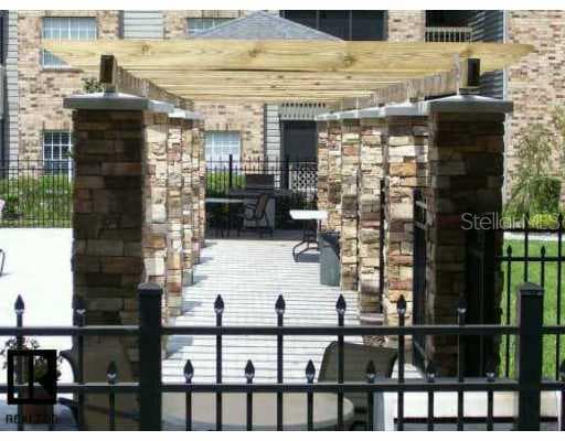 2500 WINDING CREEK BOULEVARD UNIT H208 CLEARWTAER, FL 33761