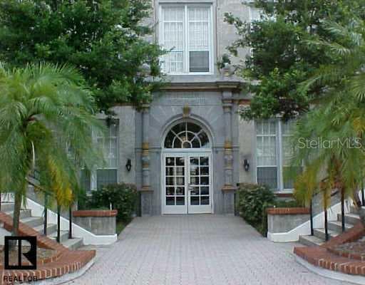 701 Mirror Lake DRIVE UNIT # 214 St Petersburg, FL 33701