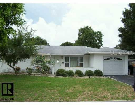6834 22nd CIRCLE N St Petersburg, FL 33702