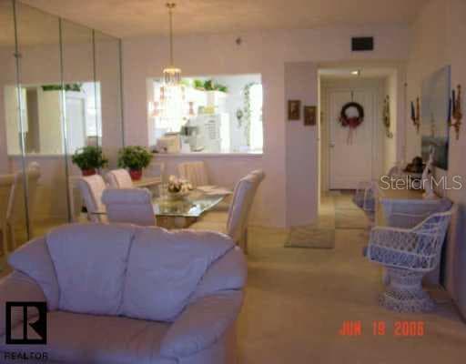7862 Sailboat Key BOULEVARD UNIT 202 South Pasadena, FL 33707