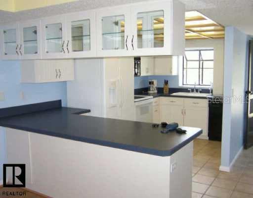 275 CAPRI CIRCLE UNIT A 104 TREASURE ISLAND, FL 33706