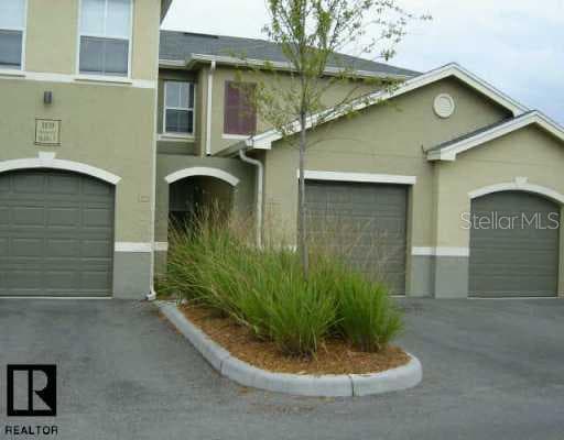 3839 Ashwick COURT UNIT 105 Palm Harbor, FL 34685