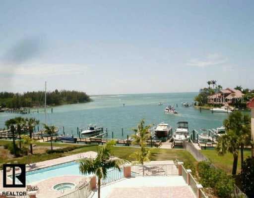 1090 Pinellas S UNIT C6 St Petersburg, FL 33715