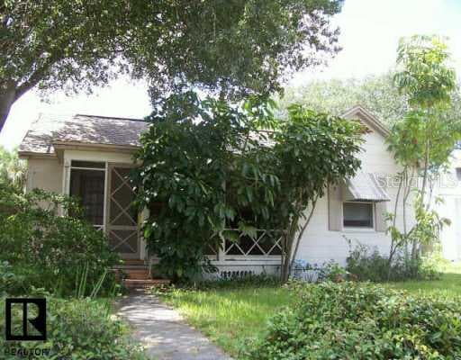 4544 1st AVENUE N St Petersburg, FL 33702