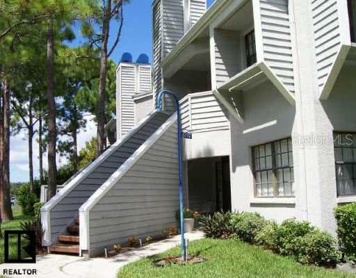 8747 Bardmoor PLACE UNIT 203 Largo, FL 33777