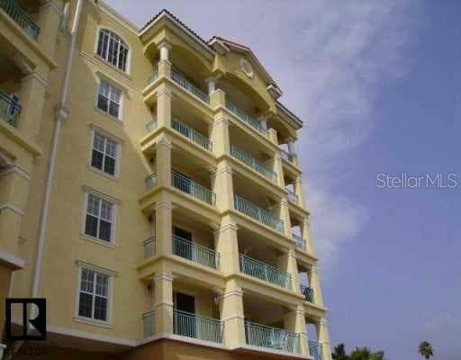 700 Osceola N UNIT #406 Clearwater, FL 33755
