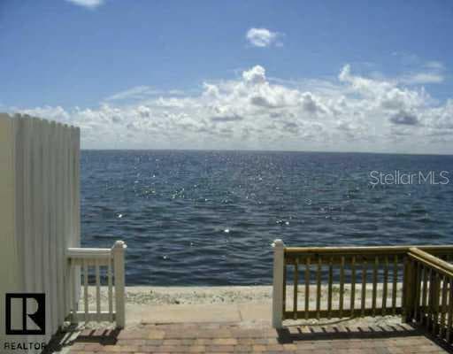 119 POMPANO DRIVE SE UNIT 119B ST. PETERSBURG, FL 33705