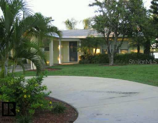 17760 Wall CIRCLE Redington Shores, FL 33708