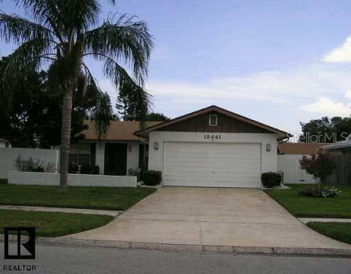 13441 Hacienda DRIVE Largo, FL 33774