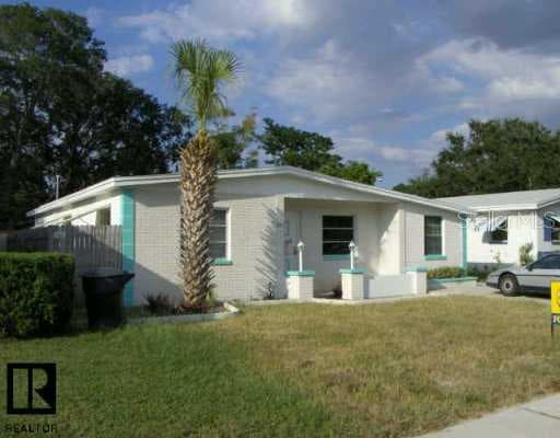 8013 25th AVENUE N St Petersburg, FL 33710