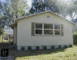 1221 Queen STREET N St Petersburg, FL 33713