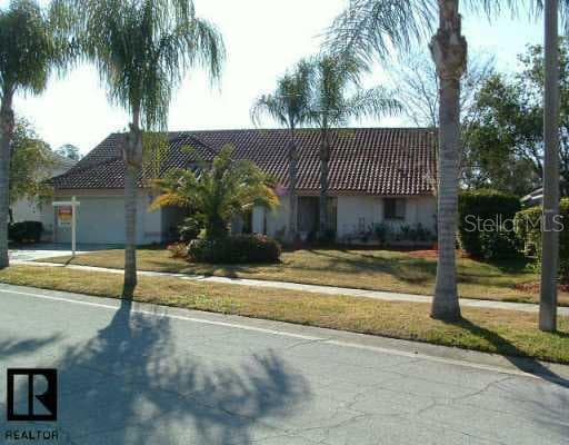594 Waterford CIRCLE Tarpon Springs, FL 34688