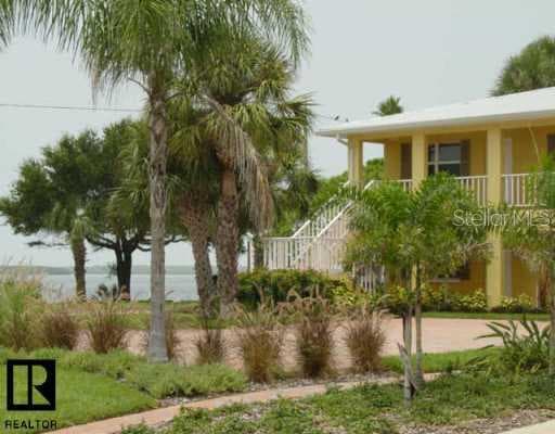 2049 Edgewater DRIVE UNIT 9 Clearwater, FL 33755