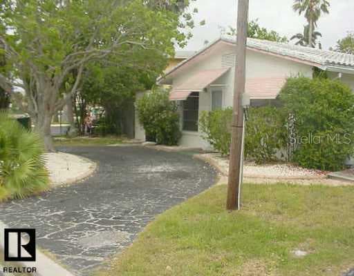 11155 2nd STREET E UNIT 2 Treasure Island, FL 33706
